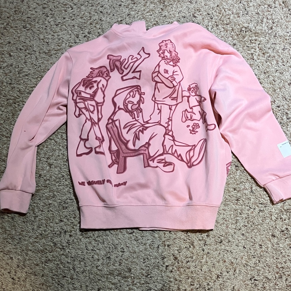 Amazon Pink Graphic Women Sweater